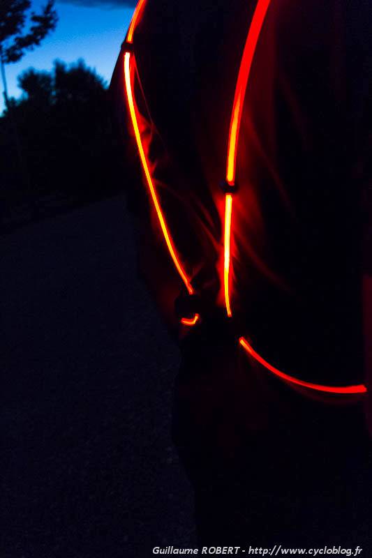 Test du gilet LED Noxgear - Vélo route - Cyclisme, cyclosport, courses pros  et photos