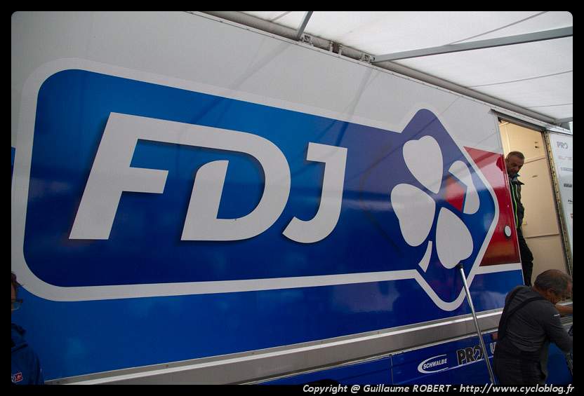 Stage-Pyrenees-FDJ-materiel-2014-081.jpg