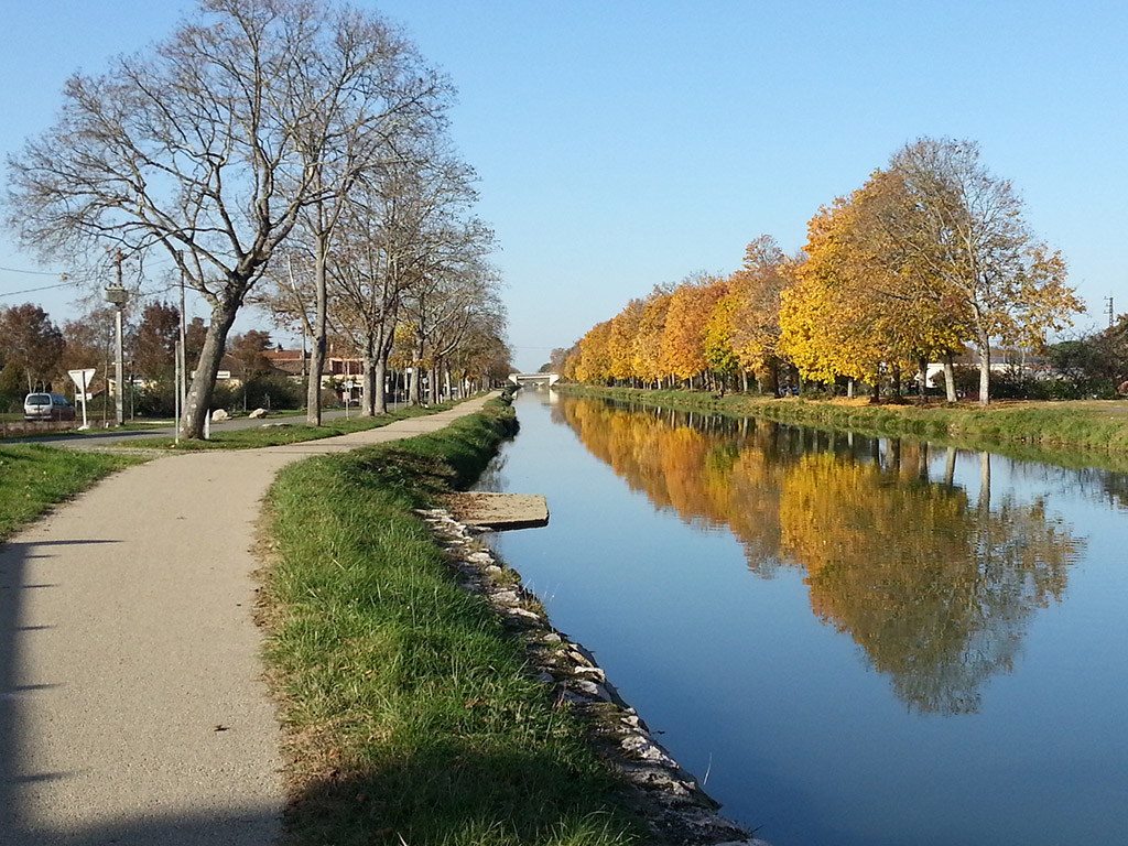 Canal du Midi - Unesco sites around Montpellier 