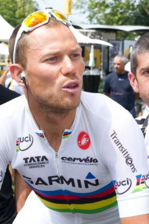 Thor-Hushovd-Pau-Lourdes-TDF2011.jpg